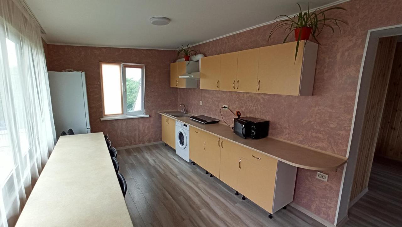 Eco House Hotel Chornomorsk Exterior photo