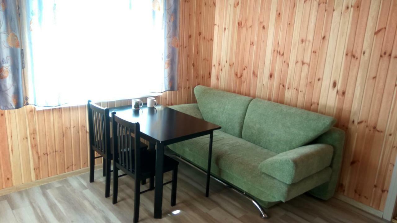 Eco House Hotel Chornomorsk Exterior photo