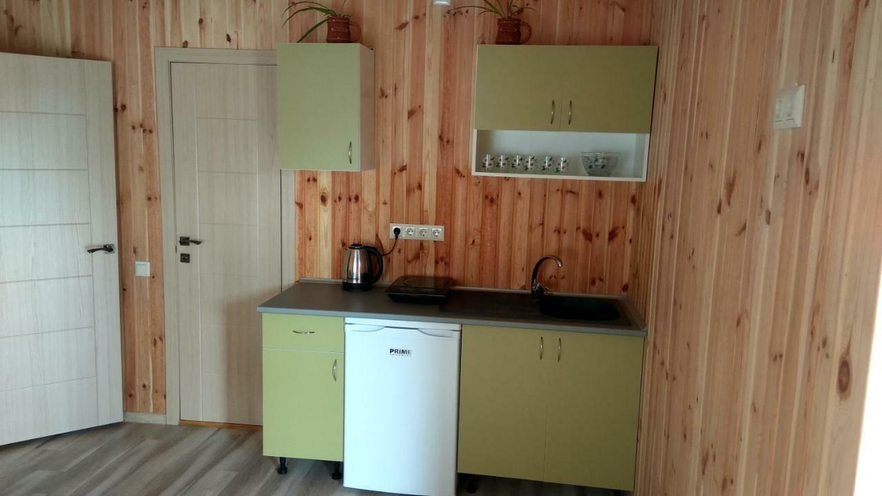 Eco House Hotel Chornomorsk Exterior photo