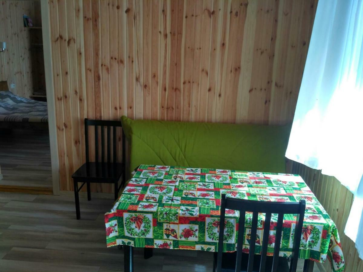 Eco House Hotel Chornomorsk Exterior photo